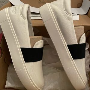 Ugg Chayze sneakers size 9.5